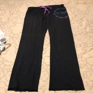 Victoria’s Secrets Pink women’s pants